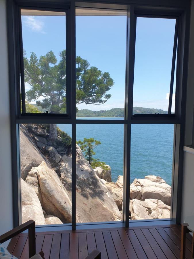 Penthouse On Bright Point Apartment Nelly Bay Exterior photo